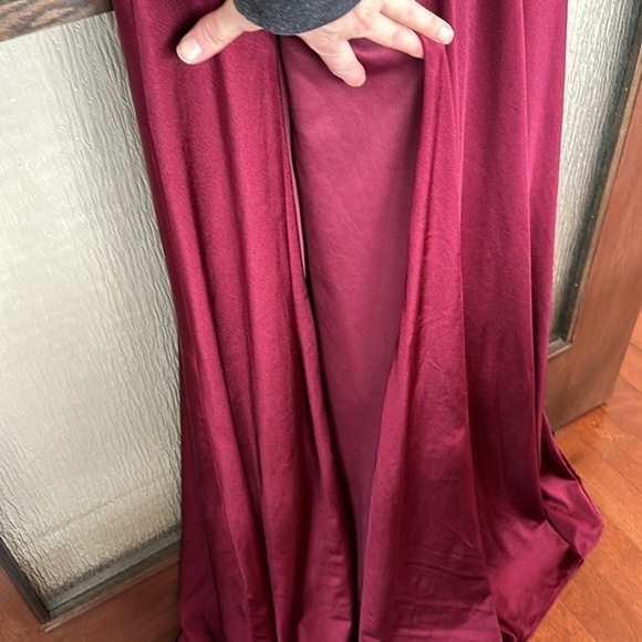 La Femme Empire waist deep v neckline gown size 20. NWT - Picture 8 of 11